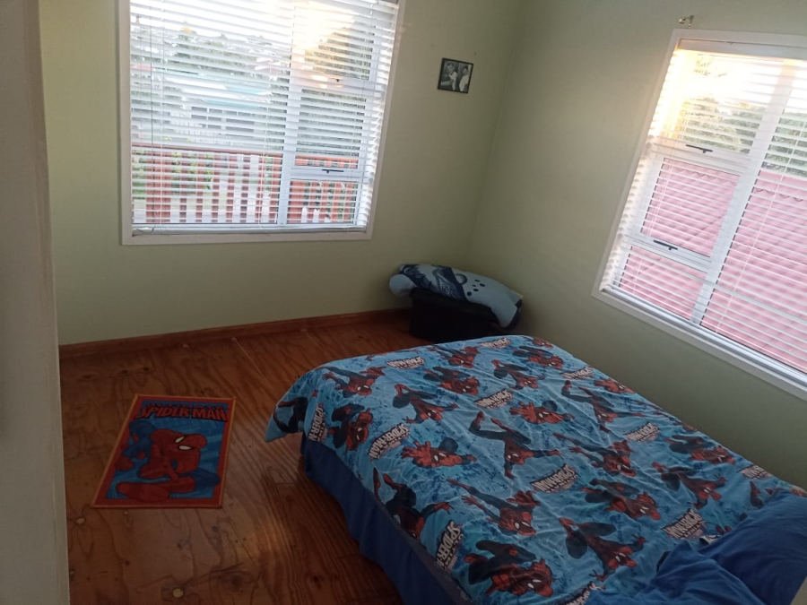 4 Bedroom Property for Sale in Heiderand Western Cape